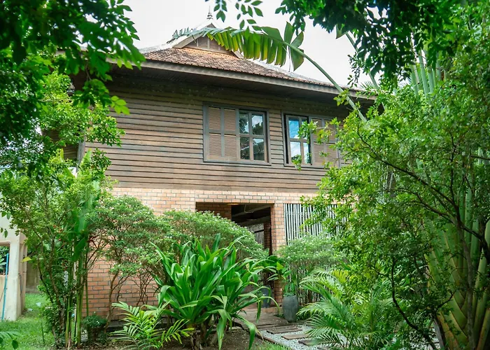 Hotel Jungle Sanctuary